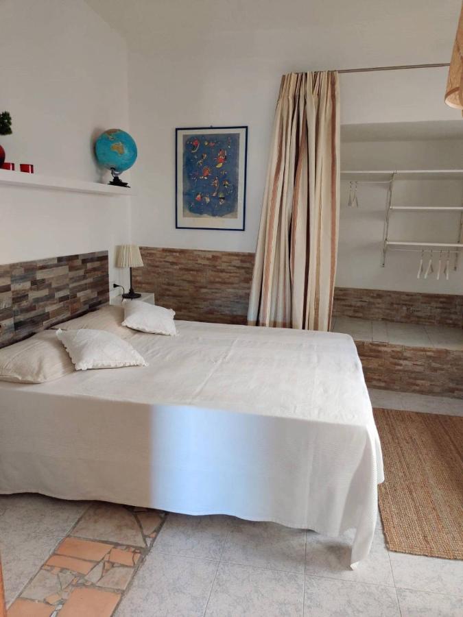 Appartement Casa Paola E Guido à Posada  Extérieur photo