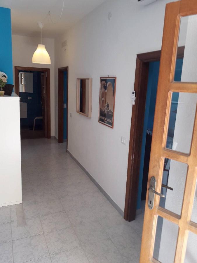Appartement Casa Paola E Guido à Posada  Extérieur photo